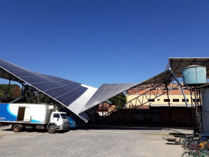 instalação placas solares cairam problema dor de cabeça